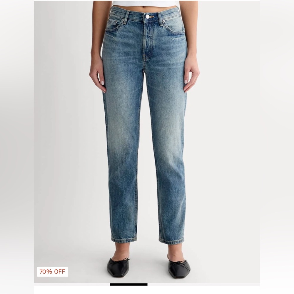 Everlane 90s Cheeky Jeans - Picture 12 of 14